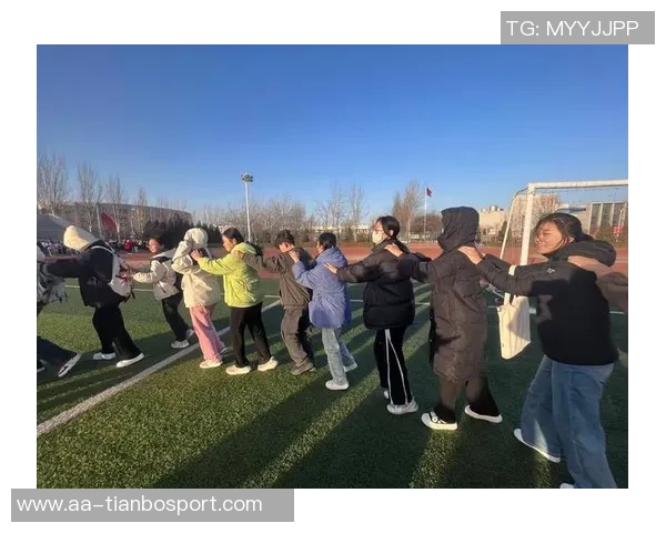 斯潘塞批评垫底队过于重视身体素质忽视技巧引发勇媒无奈反应